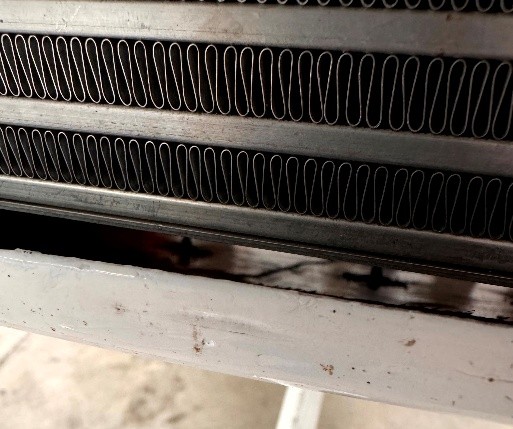 Oil Cooler to cowling gap Oil Cooler to cowling gap